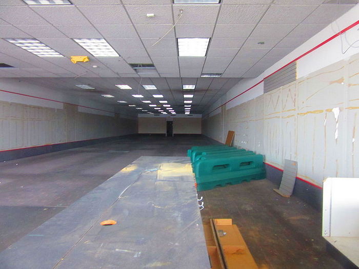 Harmony House Records and Tapes - Southgatge - 13721 Eureka Rd Interior Gutted